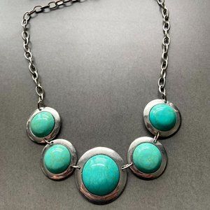 Turquoise beaded necklace